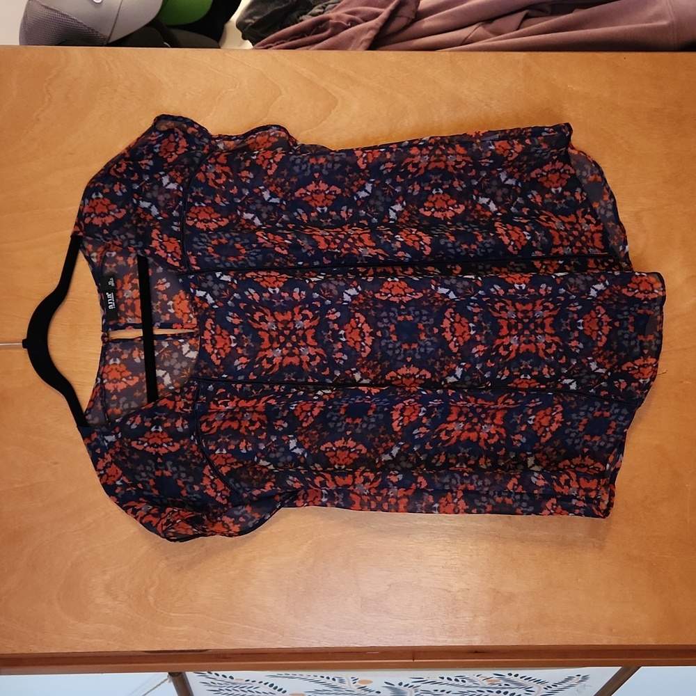Womens sheer floral blouse XL